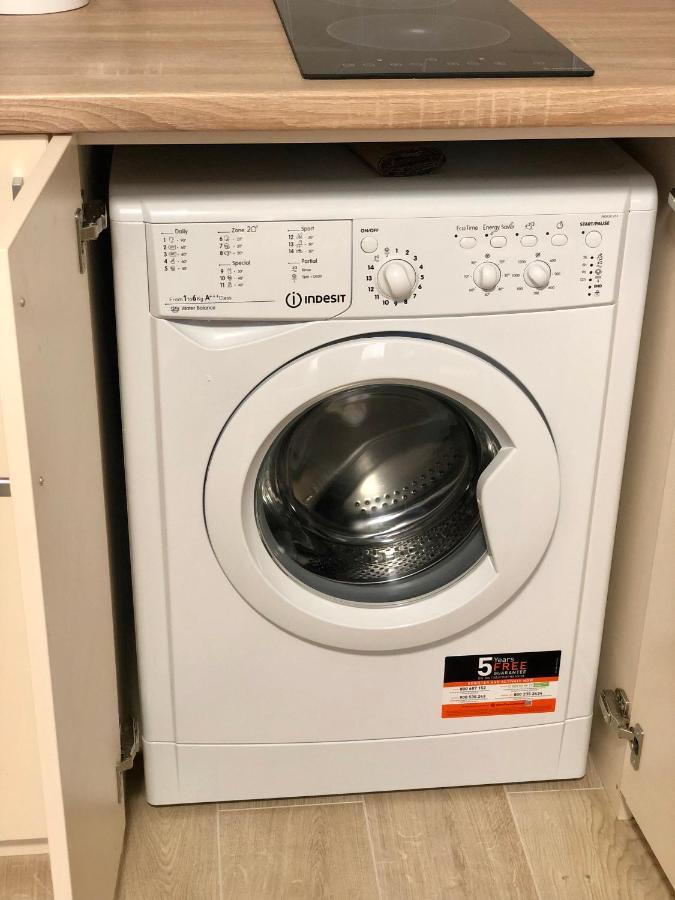 East Residence Gray キエフ エクステリア 写真