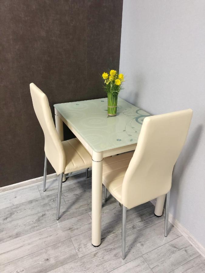 East Residence Gray キエフ エクステリア 写真